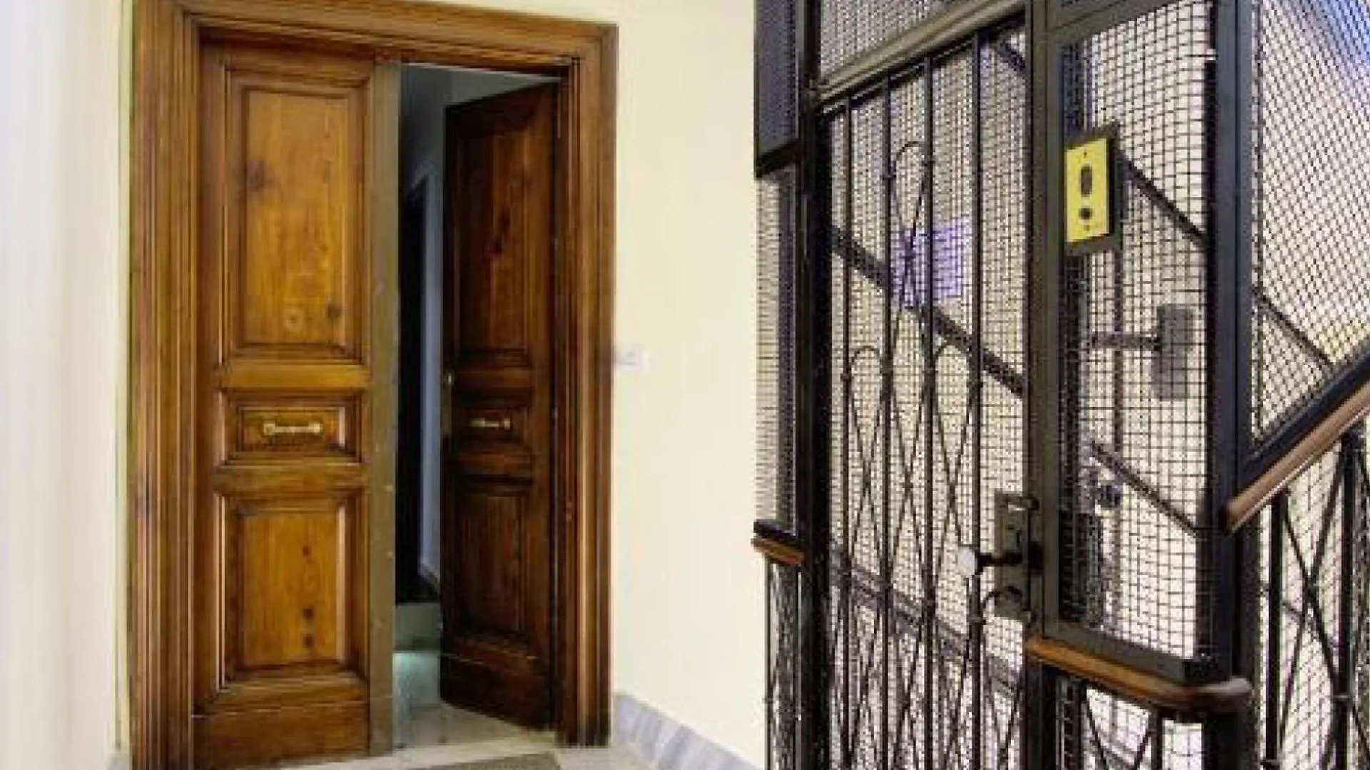 Bon Ton Design Rooms By Dot Suites 3*, Rome Italy
