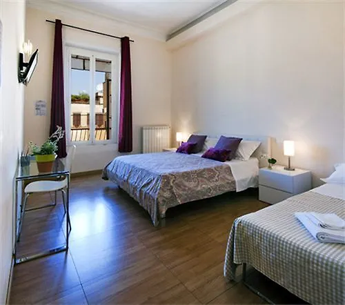 Guest house Bon Ton Design Rooms By Dot Suites