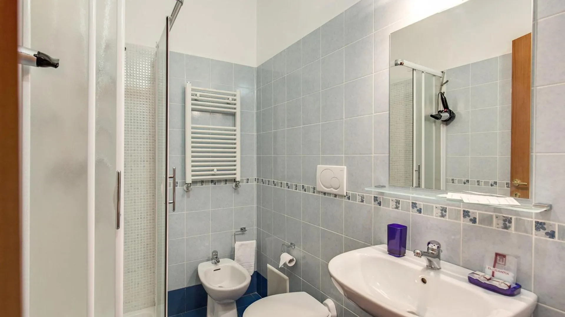 Bon Ton By Dot Suites Rom