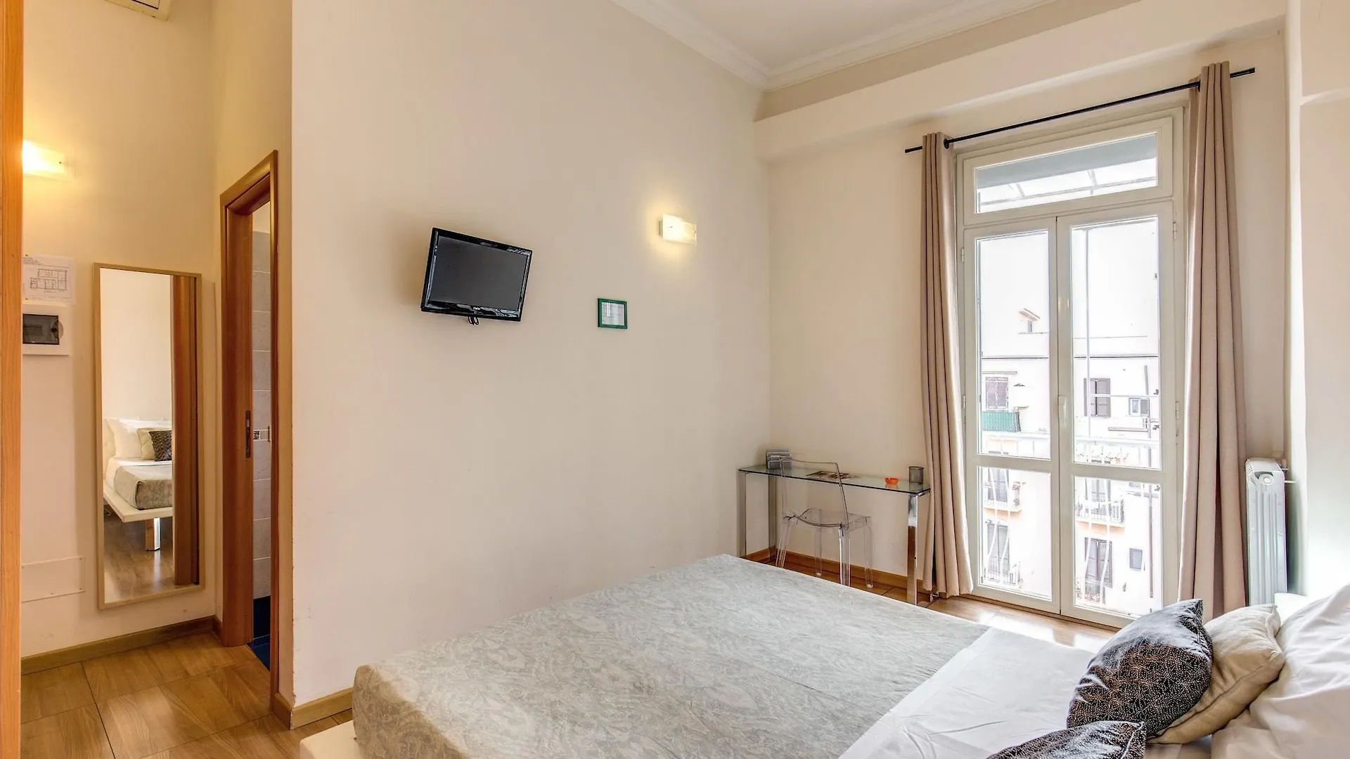 Bon Ton Design Rooms By Dot Suites Ρώμη